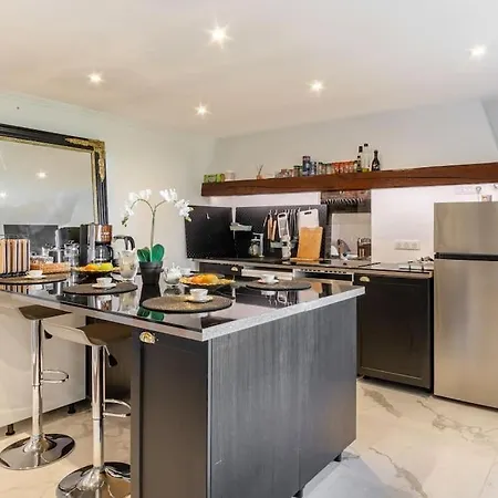 Maison Pour Les Vacances Et Les Evenements 12 Personnes La Desverie