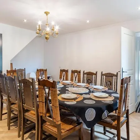 Maison Pour Les Vacances Et Les Evenements 12 Personnes Villa La Desverie