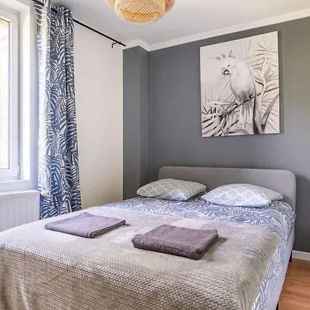 Maison Pour Les Vacances Et Les Evenements 12 Personnes La Desverie