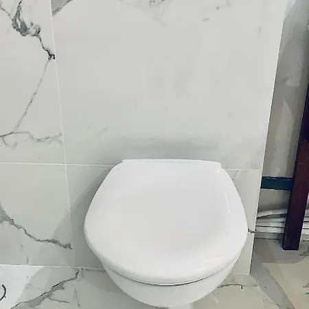 Villa Maison Pour Les Vacances Et Les Evenements 12 Personnes *