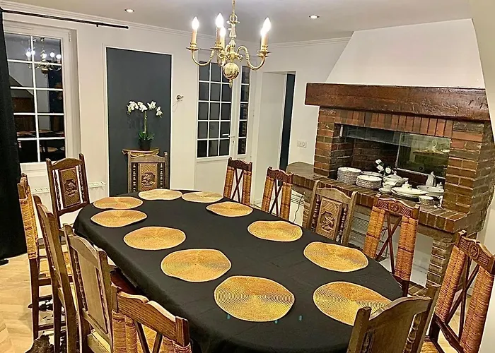 Maison Pour Les Vacances Et Les Evenements 12 Personnes * La Desverie