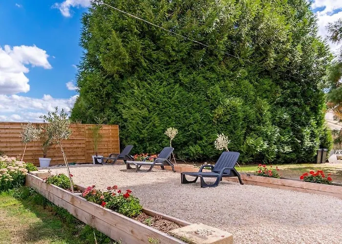 Maison Pour Les Vacances Et Les Evenements 12 Personnes La Desverie