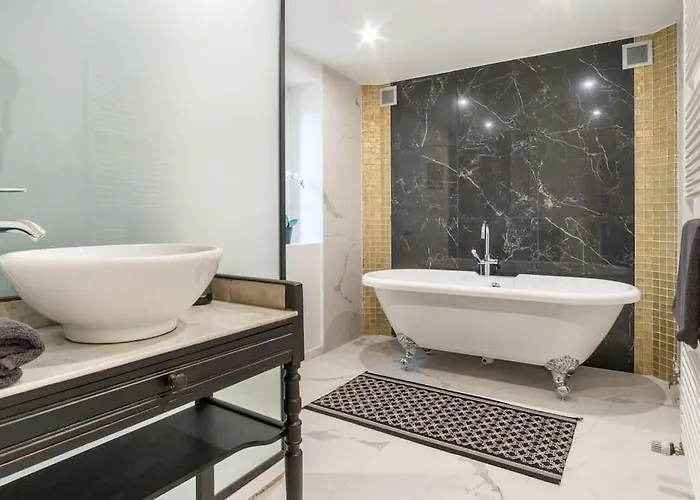 Maison Pour Les Vacances Et Les Evenements 12 Personnes *