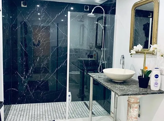 Maison Pour Les Vacances Et Les Evenements 12 Personnes *