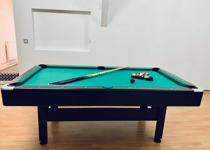 Maison Pour Les Vacances Et Les Evenements 12 Personnes * La Desverie